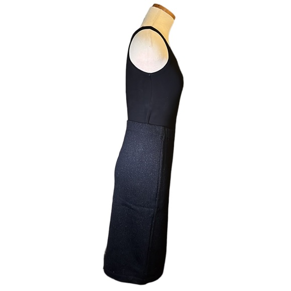 St. John Knit Metallic Knit Pencil Skirt, Black, size 2 - Picture 10 of 14